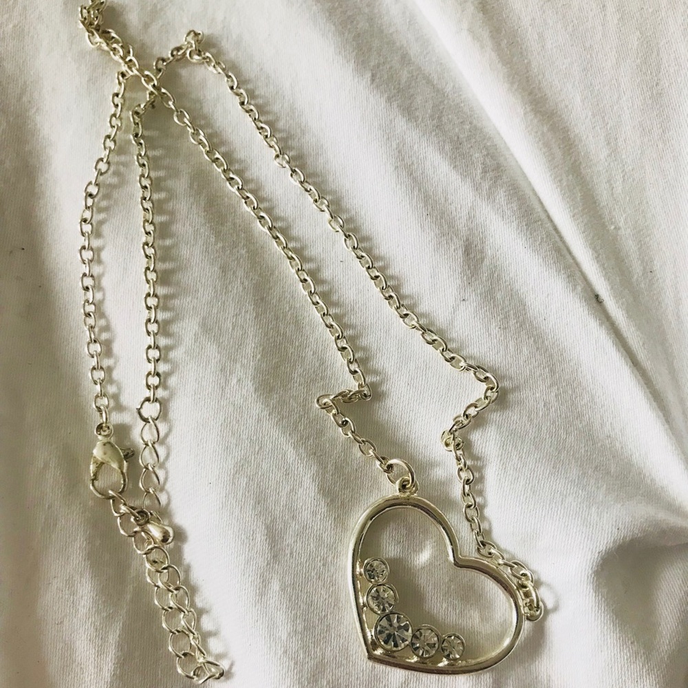 Silver heart necklace